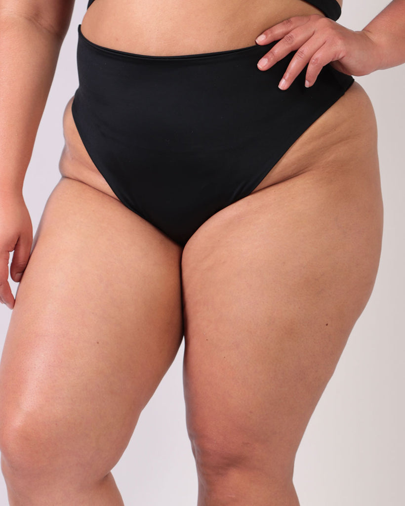 Flawless Victory Bottoms-Black-Curve1-Side--Silvia---1X