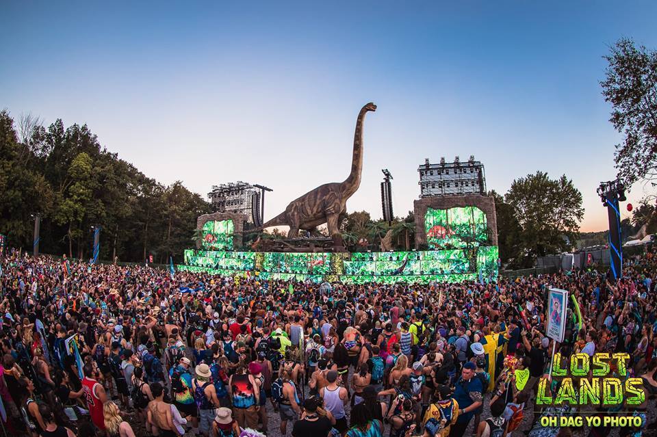 Giant Dinosaur at Lost Lands