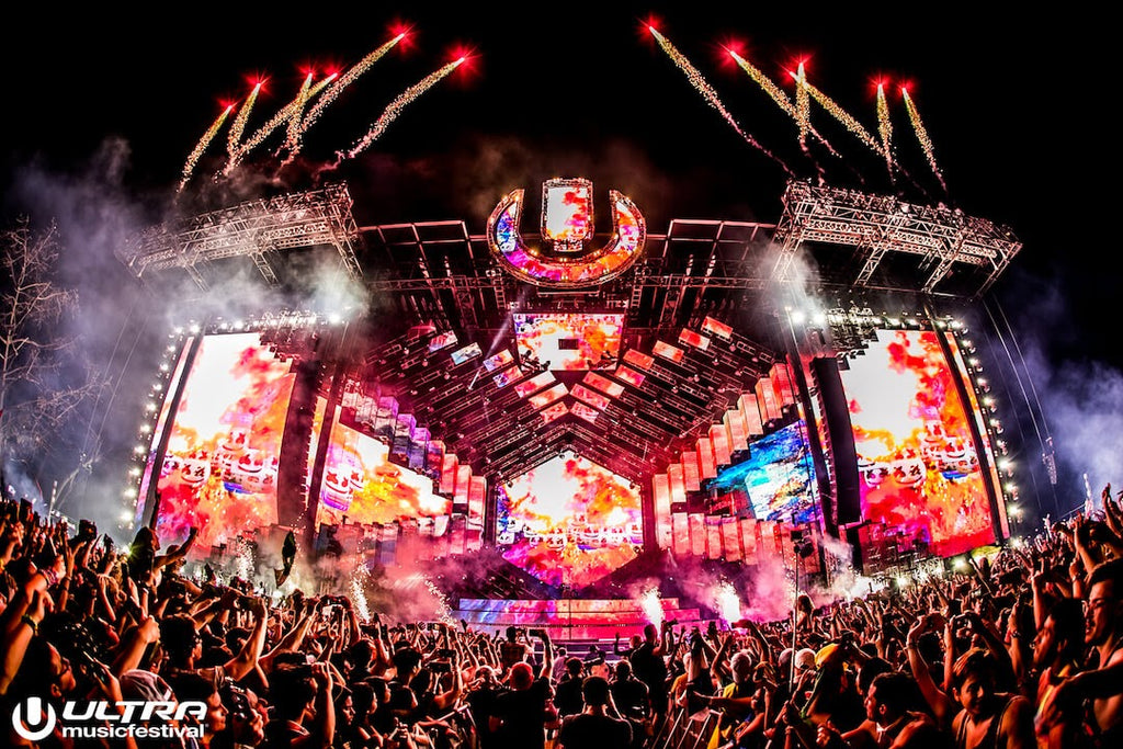Ultra Music Festival Mainstage at Night