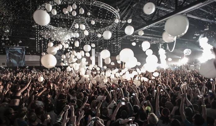 Spend New Year’s Eve at ColoRADo’s Majestic Playground: Decadence
