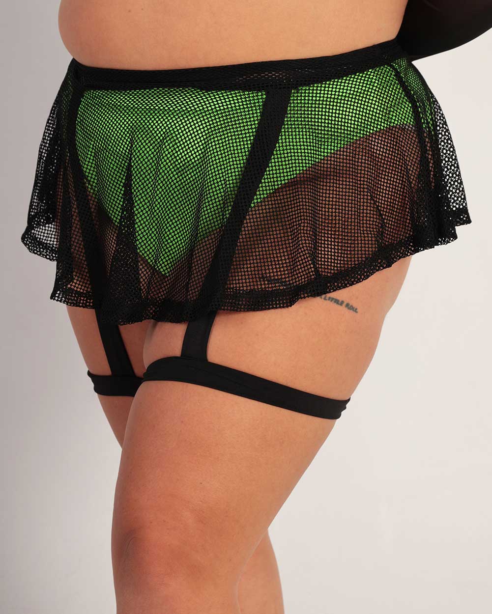 Freaky Fishnet Mini Skirt-Curve1-Black-Side--Eleena---1X