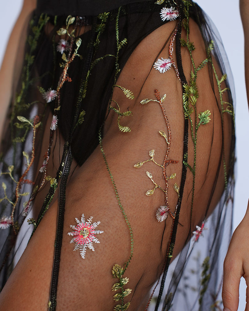 Lace Flowerfields Maxi Skirt-Black/Green-Detail--Liberty---S