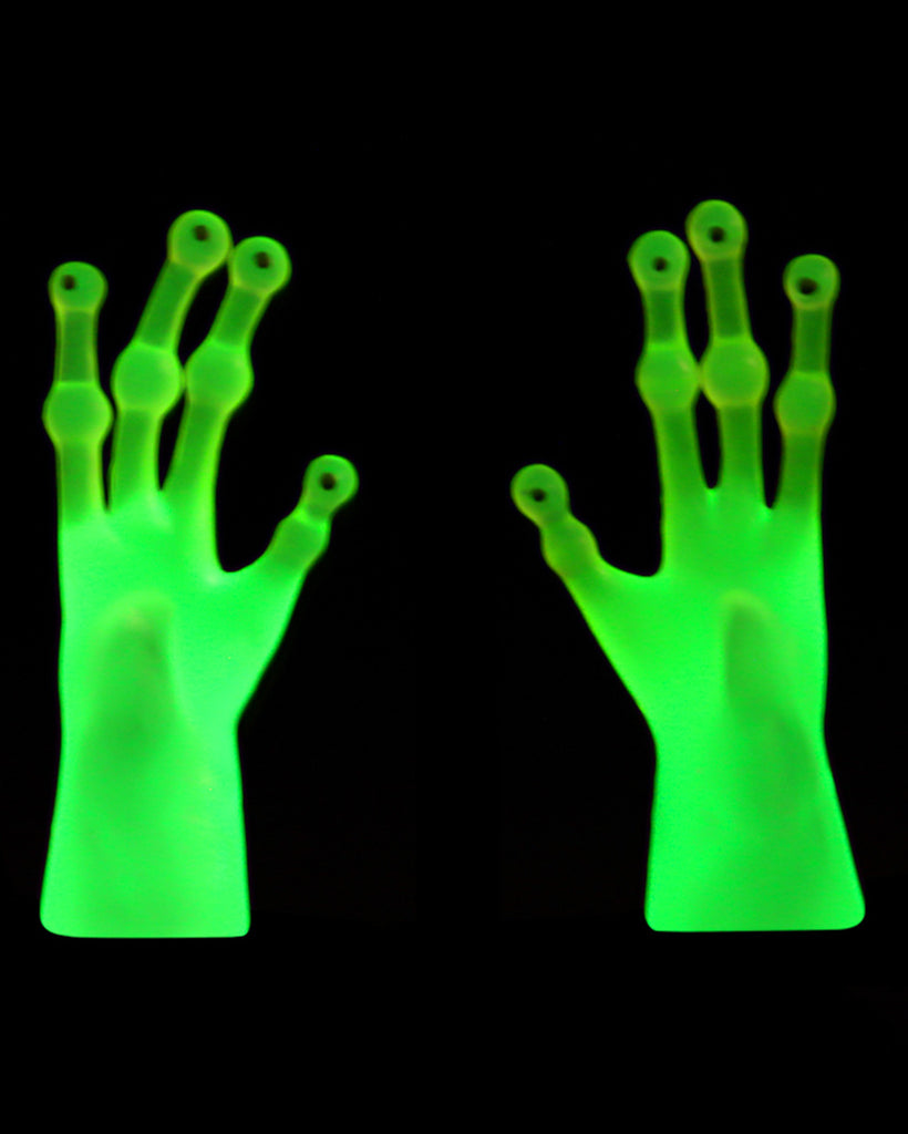 Planet Party Alien Finger Puppets-Green-Regular-Glow--Model---S