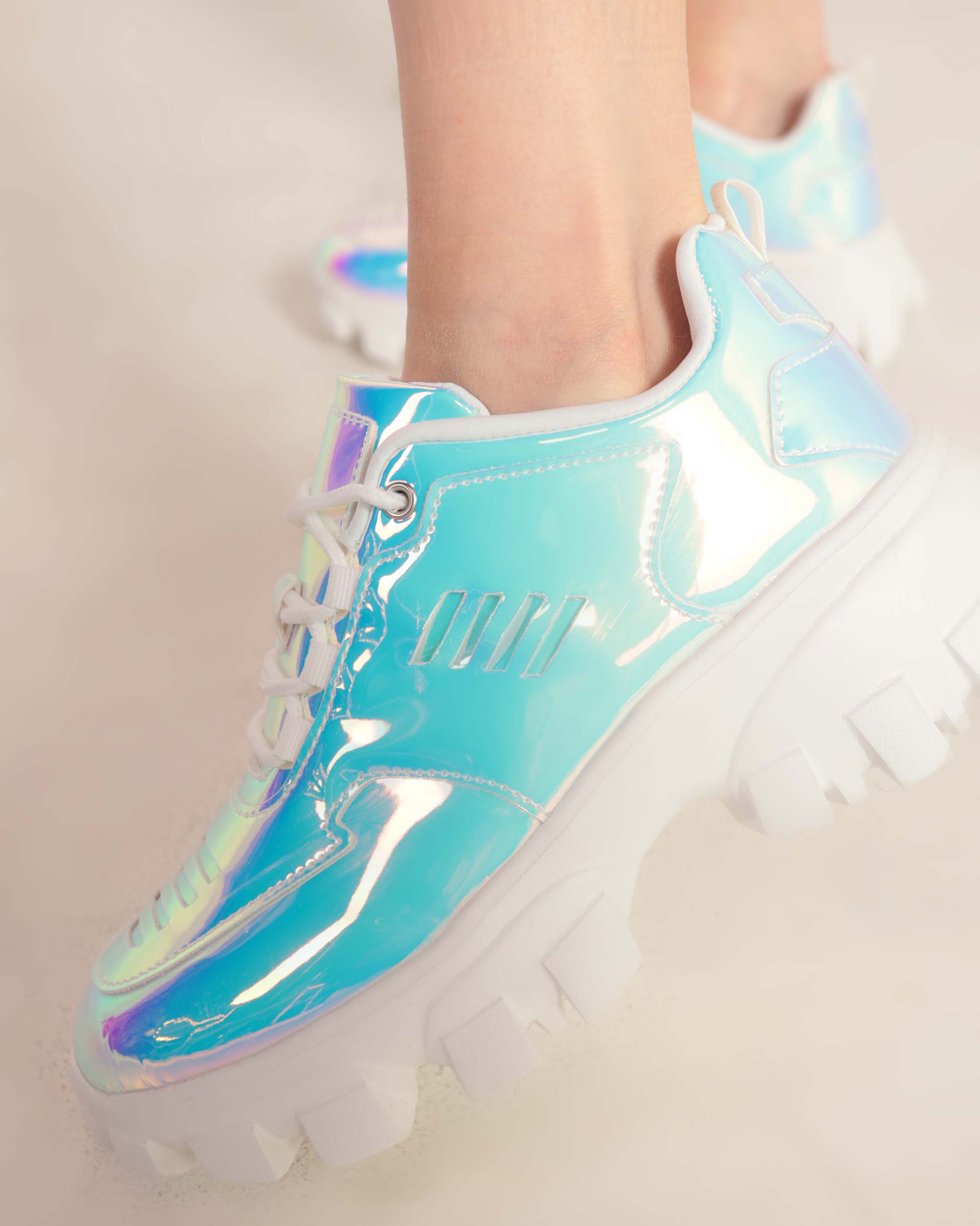 iHeartRaves Dreamy Baby Holographic Sneakers-Iridescent-Detail